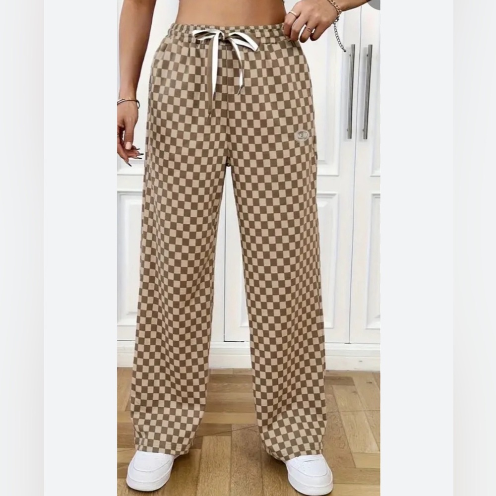 Checkerboard pants, M.